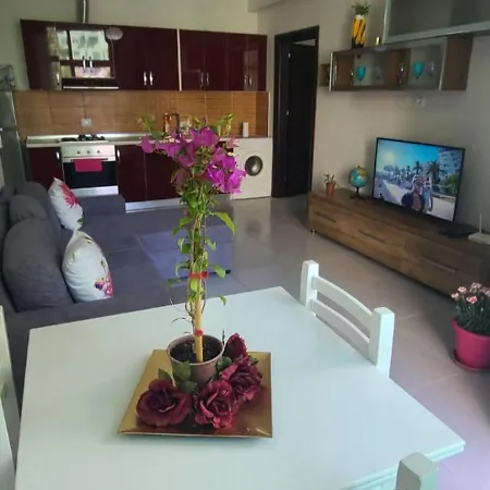 Apartment Perla 3 - Seaview & Golem (Tirana)