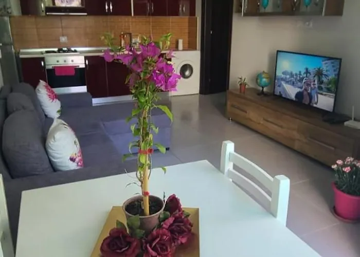 Apartment Perla 3 - Seaview & Golem (Tirana)